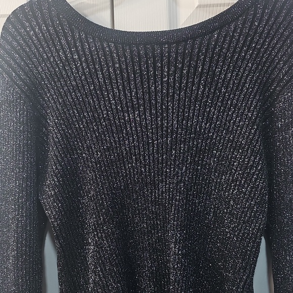 NWT ICHI Metallic Crossback Long Sleeved Ribbed Knit Metallic Black Top XL - Picture 5 of 13